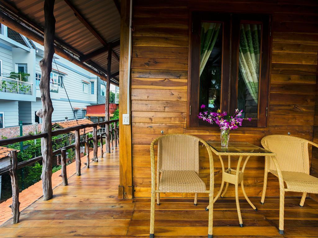 Waves Resort Phu Quoc Buitenkant foto