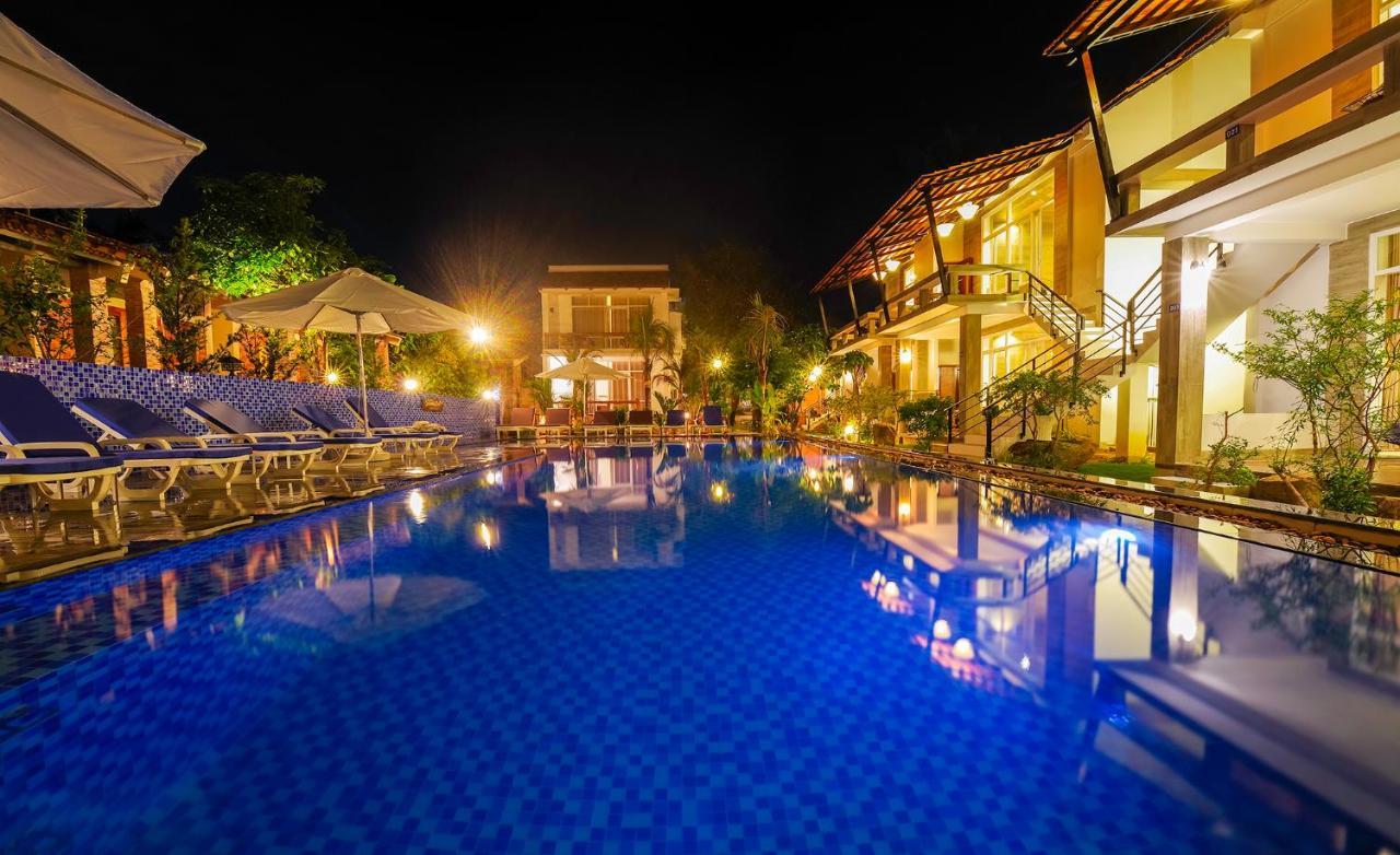 Waves Resort Phu Quoc Buitenkant foto